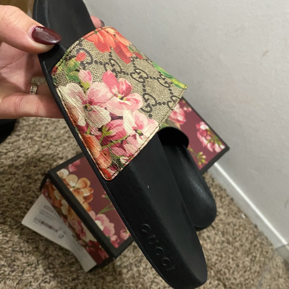 Gucci slides